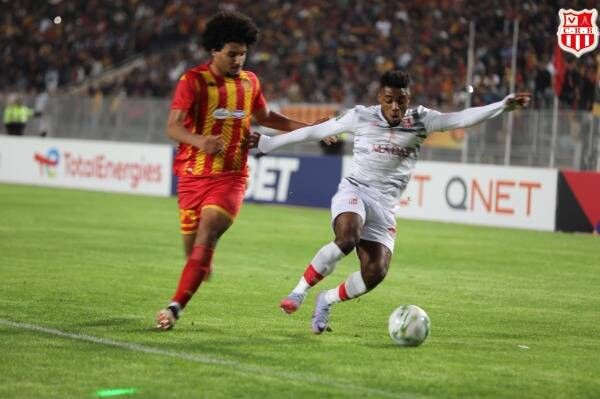 جانب من المباراة "صور رسمية من حسابات شباب بلوزداد"