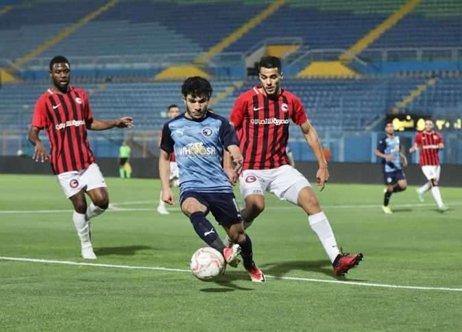 من مباراة سابقة بين الفريقين