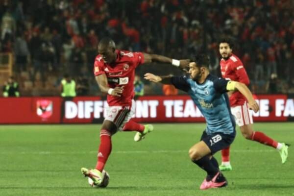 لقاء سابق بين الفريقين