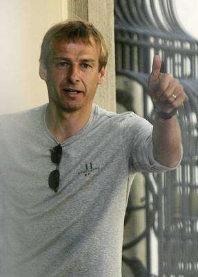 كلينسمان يلوح بالثقة  اليوم للجماهير الألمانية