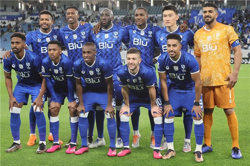 لاعبو الهلال