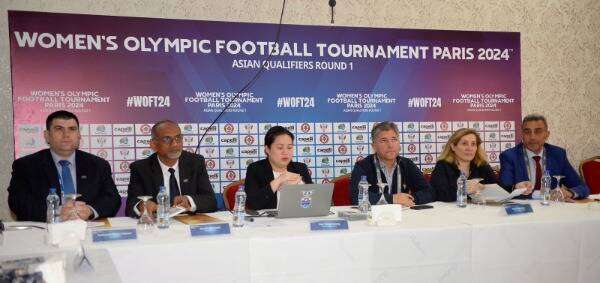 من الاجتماع