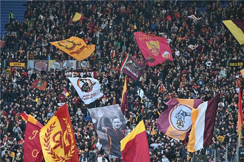 جماهير روما