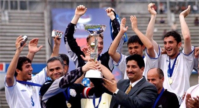 لاعبي منتخب طاجيكستان