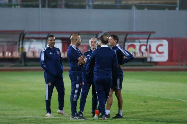 الجهاز الفني للأهلي