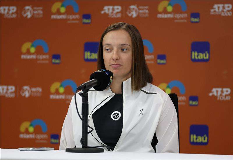 إيجا شفيونتيك