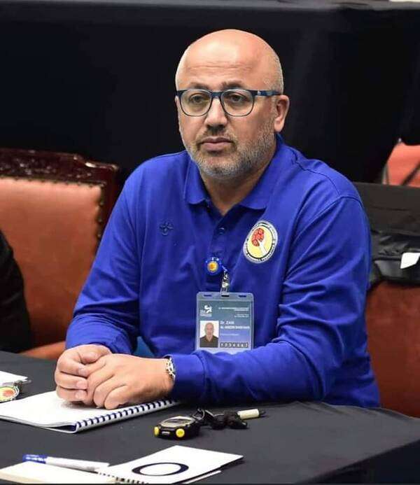 أكرم الزيات