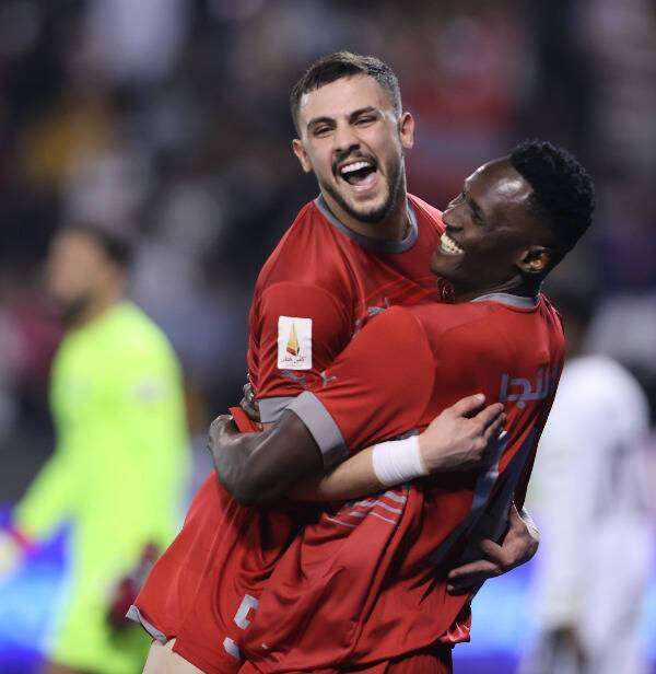 فرحة لاعبي الدحيل