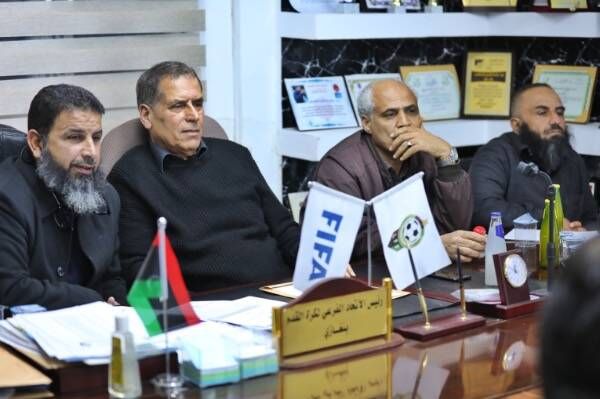 من الاجتماع