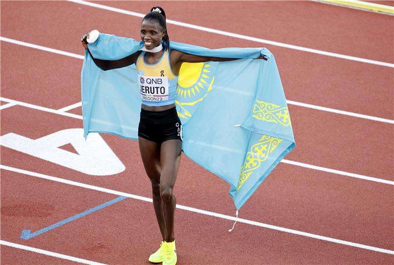 نورا جيروتو