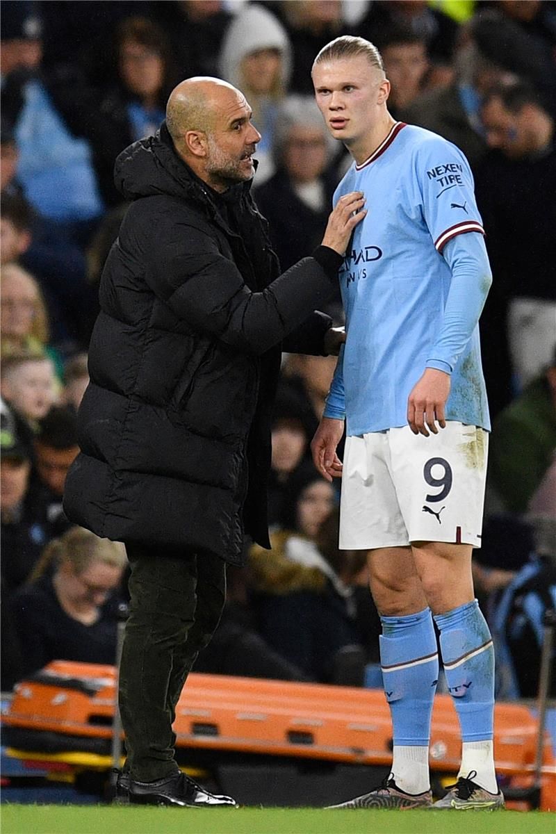 بيب جوارديولا وهالاند