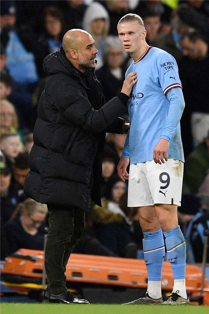 بيب جوارديولا وهالاند