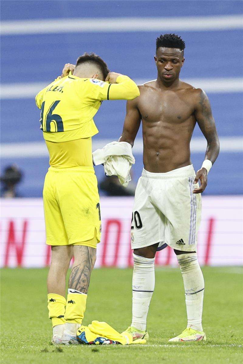 أليكس باينا وفينيسيوس