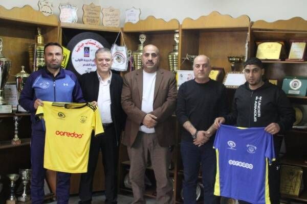 إدارة شباب جباليا مع الجهاز الفني