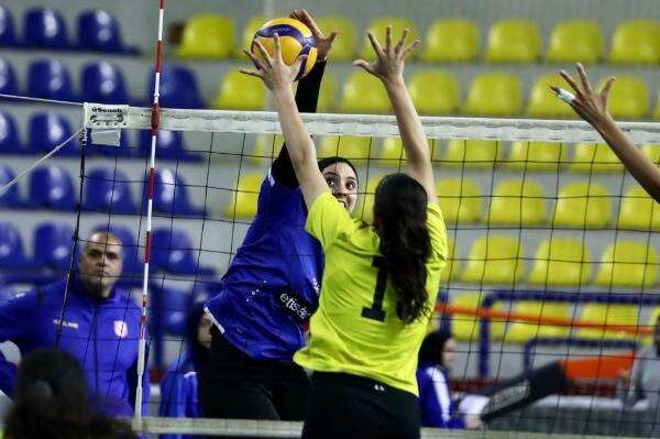 من مباراة الأهلي ودجلة