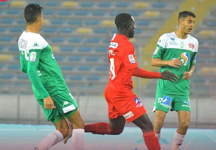 لقاء سابق بين الفريقين