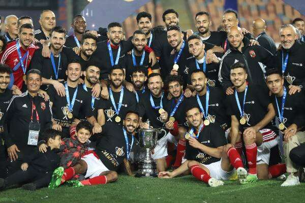 لاعبو الأهلي