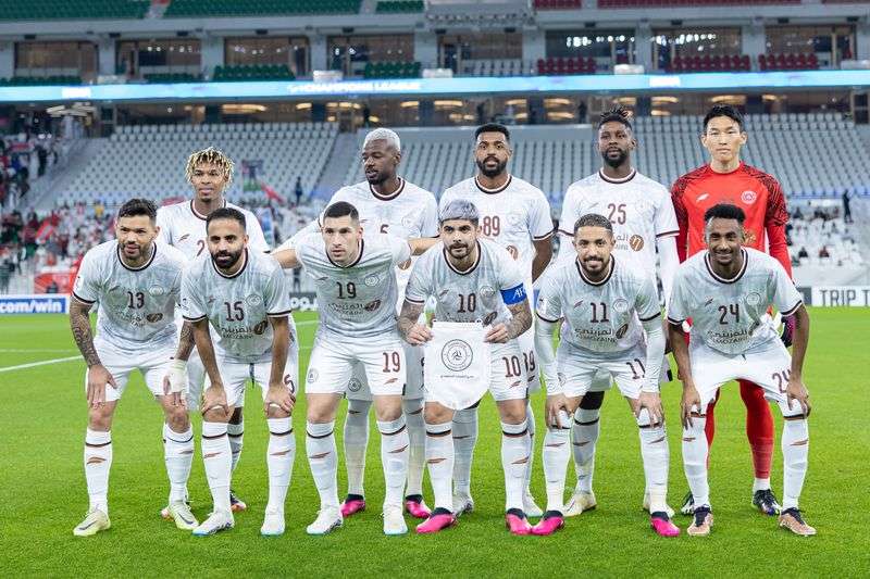 لاعبو الشباب