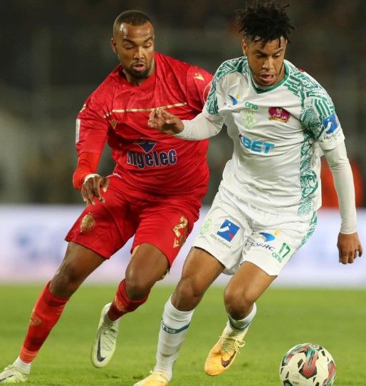 الوداد والرجاء - من الدوري