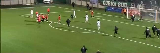 جانب من مباراة الأزمة