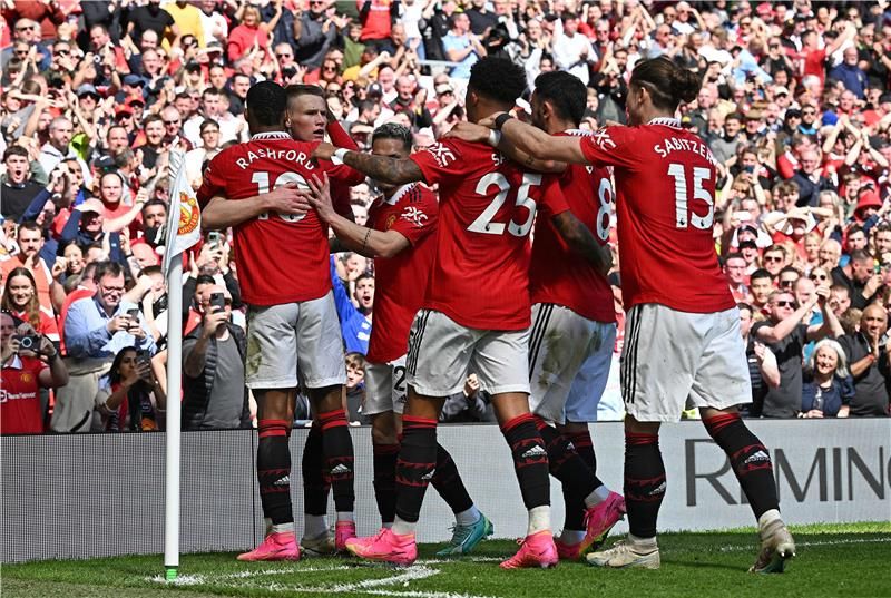 لاعبو مانشستر يونايتد