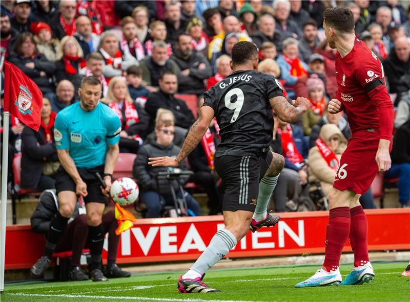 كوستانتين هاتزيداكيس