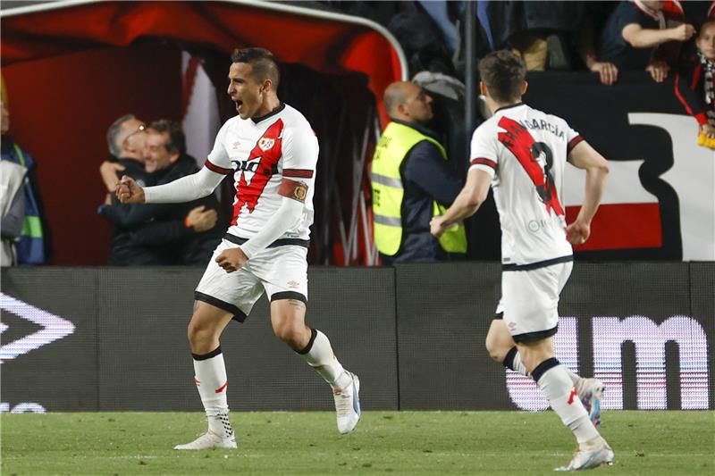 لاعبو رايو فايكانو