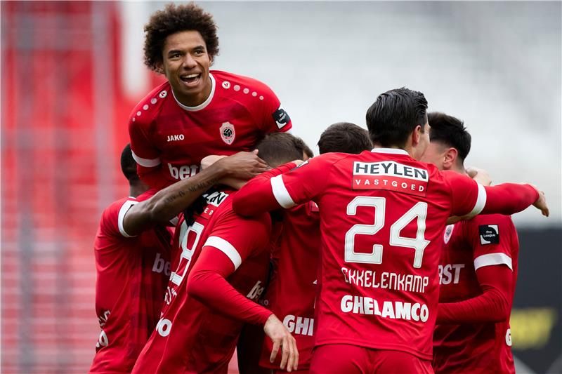 لاعبو ستاندار لييج