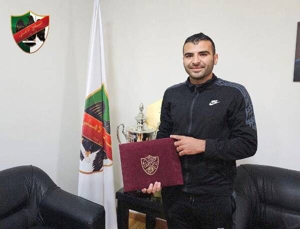 خالد الدردور بعد توقيعه مع الأهلي
