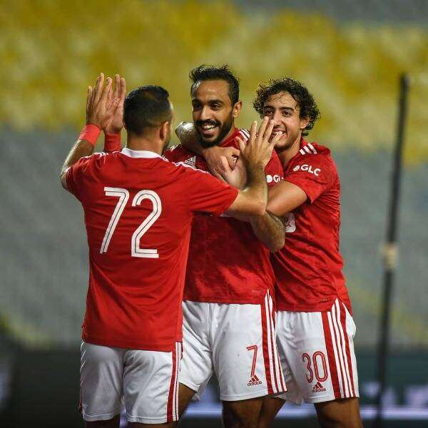 لاعبو الأهلي