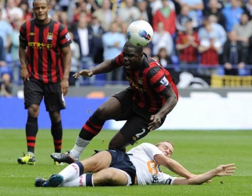 مانشستر سيتي على القمة 