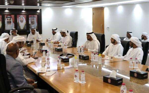 من الاجتماع