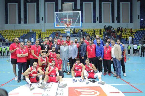 لاعبو الأهلي