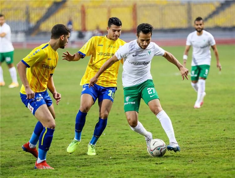 لقاء سابق بين الفريقين