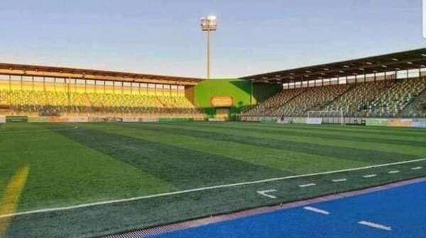 ملعب شهداء بنينا