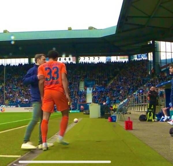 لحظة خروج مرموش