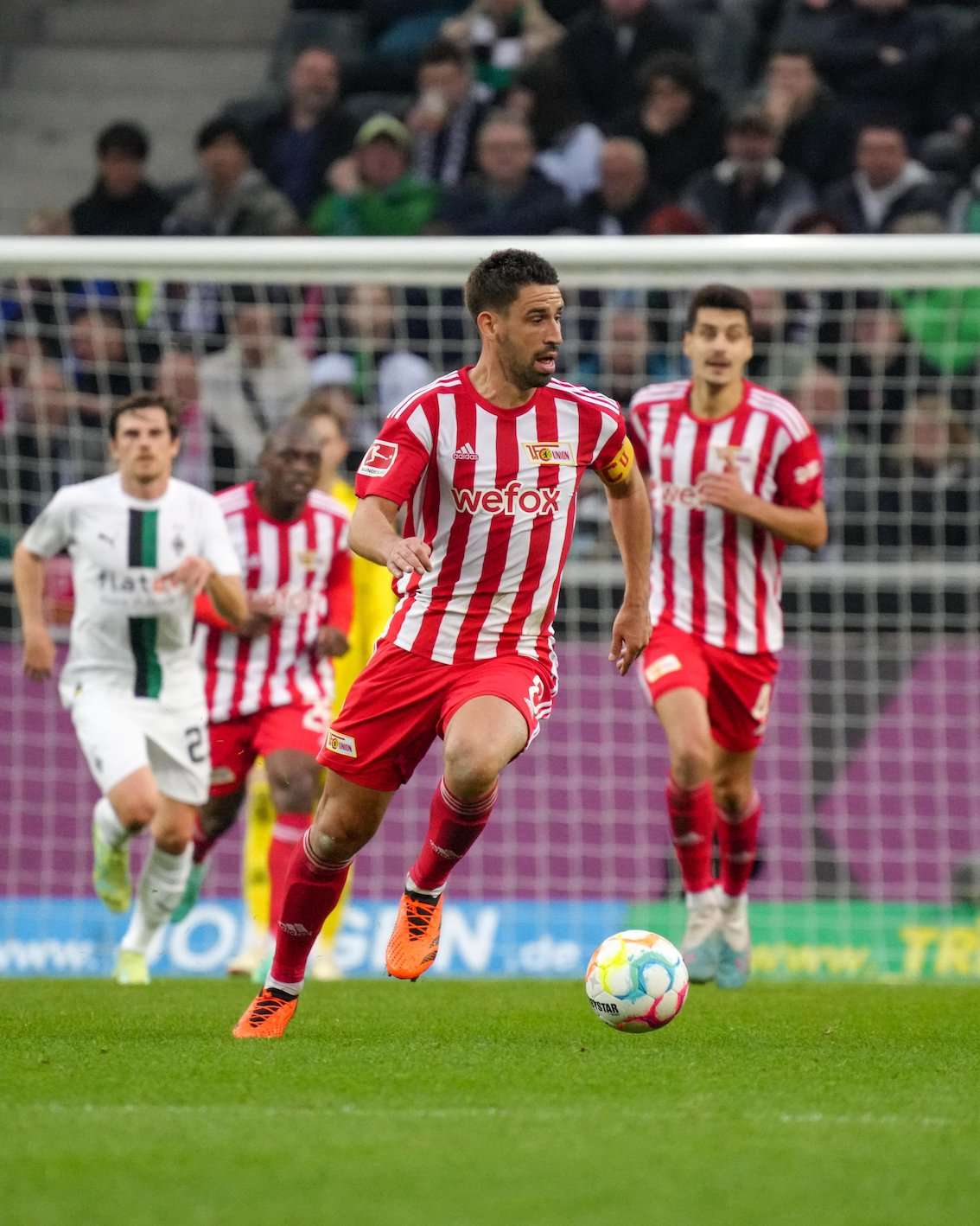 جانب من اللقاء (نقلا عن حساب الفريق على تويتر)