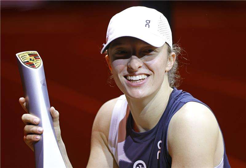 إيجا شفيونتيك