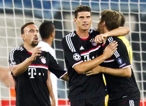 2011-08-23t190817z_01_mik03_rtridsp_3_soccer-champions_reuters