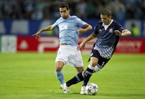 2011-08-23t194444z_01_sto01_rtridsp_3_soccer-champions_reuters