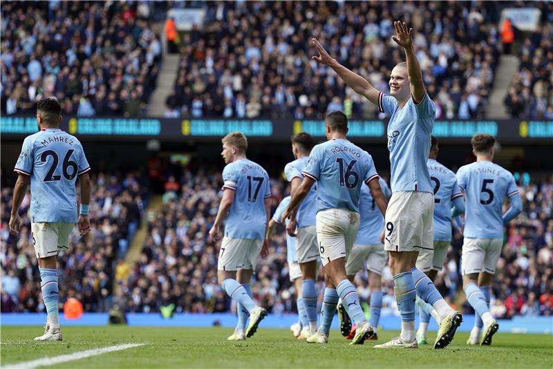 لاعبو مانشستر سيتي