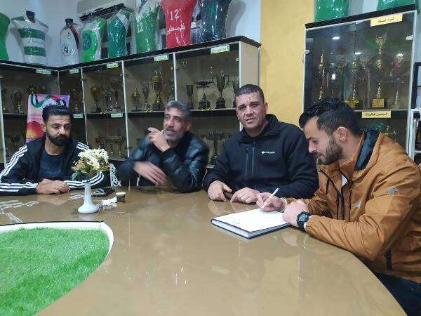 خليل مطر يوقع عقود انضمامه لخدمات رفح