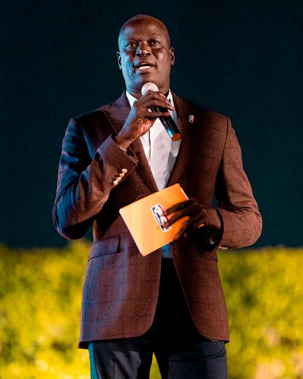 السنغالي أمادو جالو فال