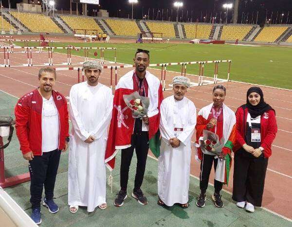 اللاعبون المتوجون بالميداليات