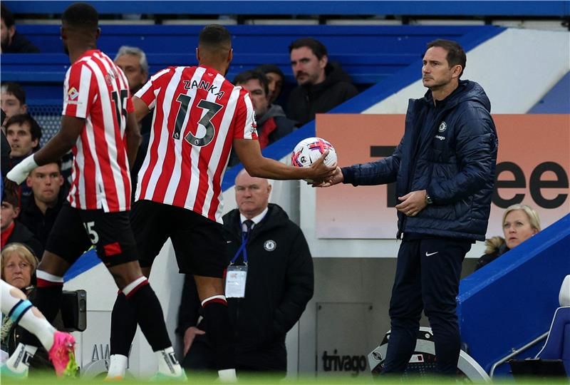 لامبارد (جهة اليمين)