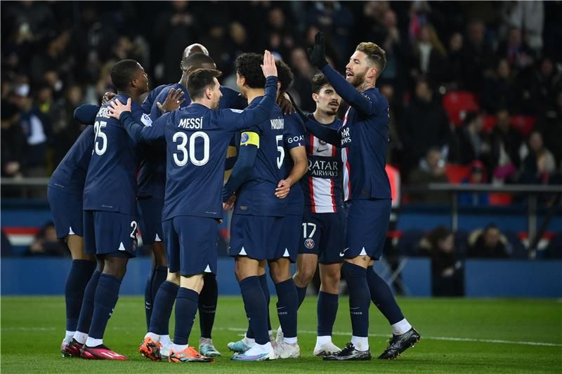 لاعبو باريس سان جيرمان