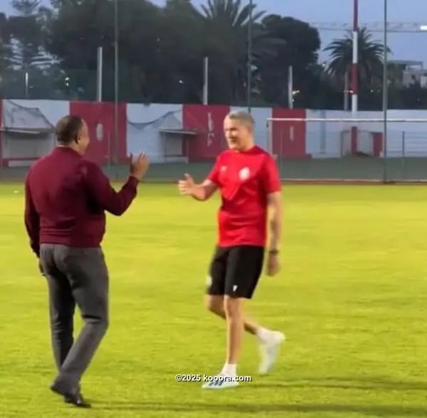 ?i=corr%2f451%2fkoo_451240