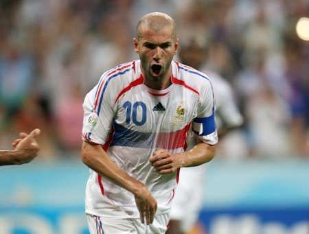 2006-07-05t195305z_01_wcck117_rtridsp_2_sport-soccer-world