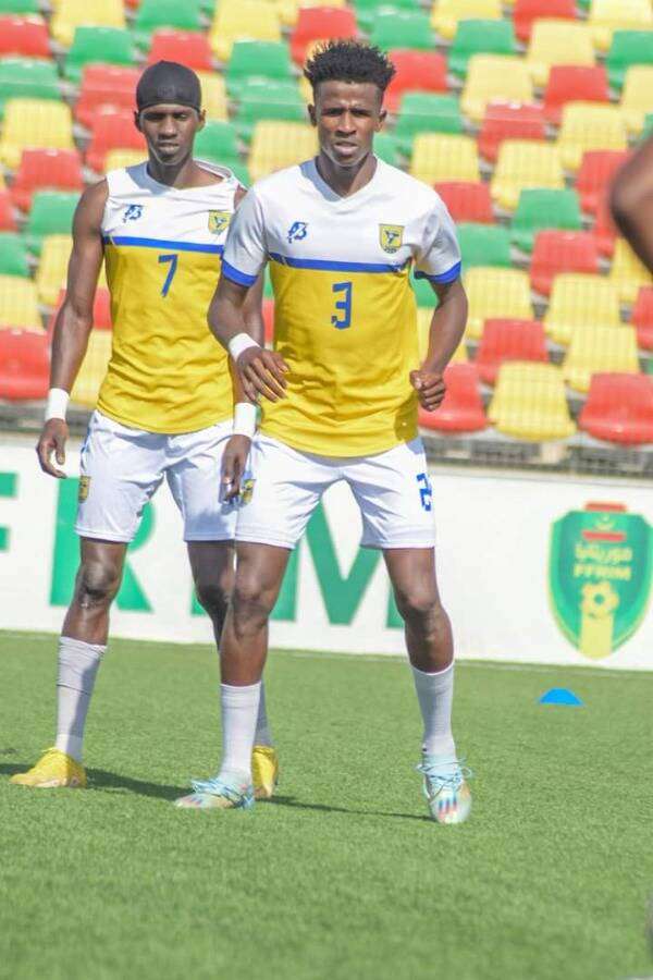 من ملعب المباراة