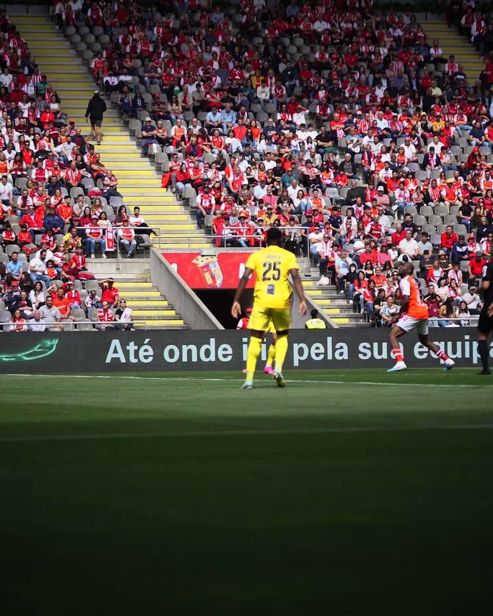 من اللقاء (نقلا عن حساب سبورتنج براجا على تويتر)